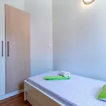 Listes Hébergement de vacances *